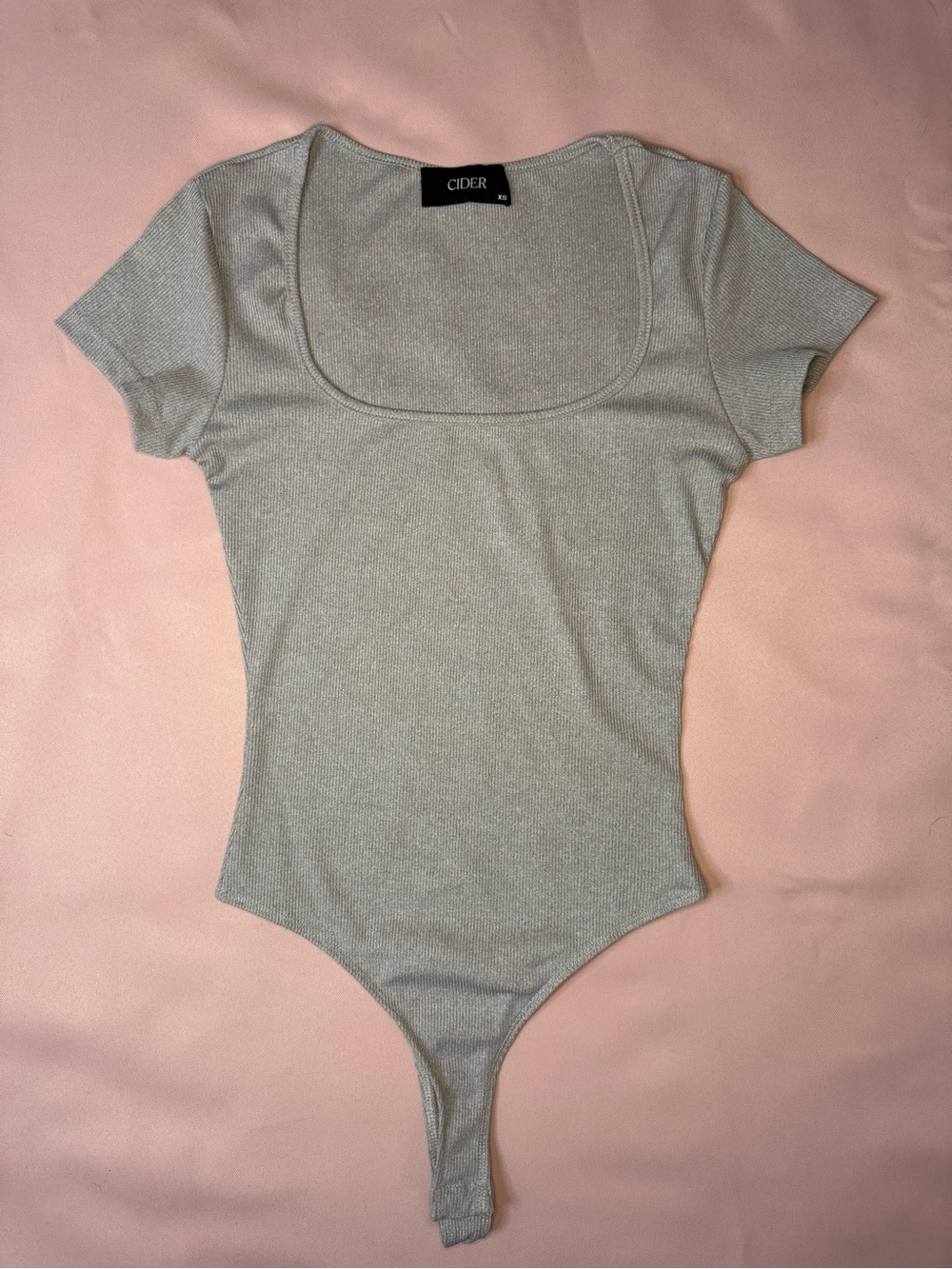 Cider - NWOT Grey Ribbed Scoop Neck Short-Sleeve Bodysuit - Size XS
